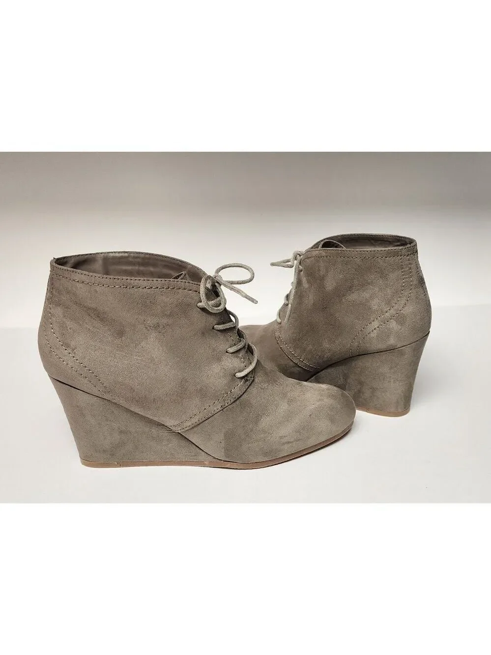 Arizona Jean Company Taupe Faux Suede Lace Up Wedge Ankle Boots Size 9.5M